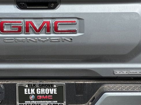 New 2025 GMC Canyon Elevation w/ Convenience Package image 32