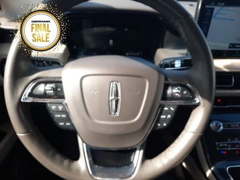 Certified 2023 Lincoln Nautilus AWD w/ Premium Package image 13