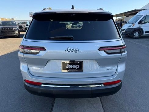 New 2025 Jeep Grand Cherokee L Limited w/ Luxury Tech Group II image 5