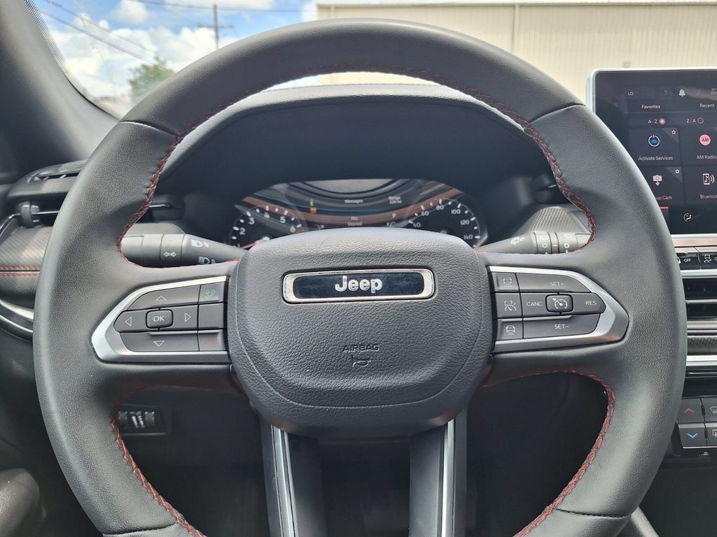Used 2024 Jeep Compass Trailhawk AWD/4WD image 21