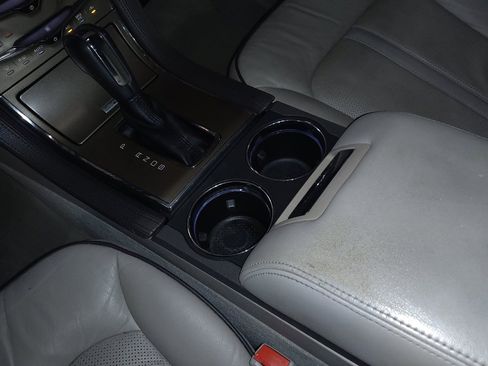 Used 2013 Lincoln MKX image 26