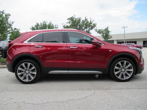 Used 2023 Cadillac XT4 Premium Luxury w/ Driver Assist Package FWD image 2