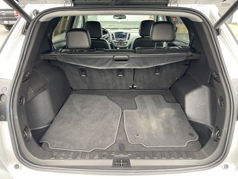 Used 2021 Chevrolet Equinox Premier image 7