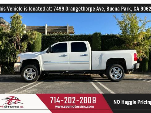 Used 2013 Chevrolet Silverado 2500 LT w/ Custom Sport Truck Package RWD image 11