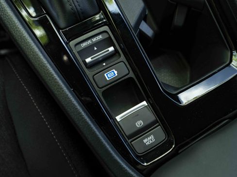 Used 2025 Honda Accord Sport image 28