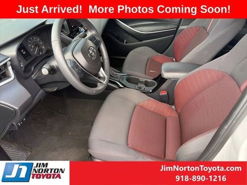 Used 2024 Toyota Corolla SE FWD image 8
