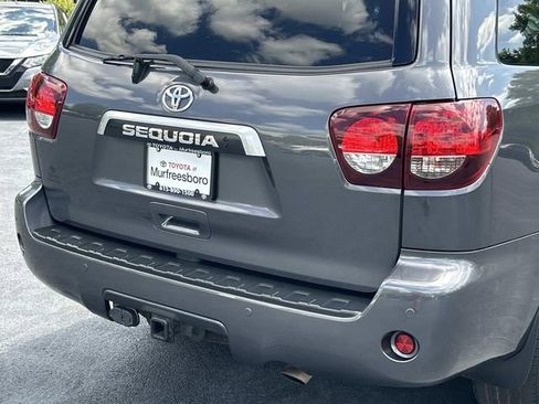 Used 2020 Toyota Sequoia Platinum AWD/4WD image 11