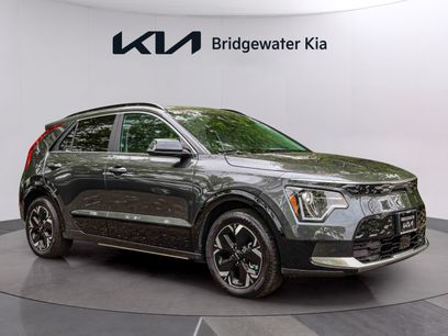 Certified 2025 Kia Niro Wind w/ Wind Preserve Package