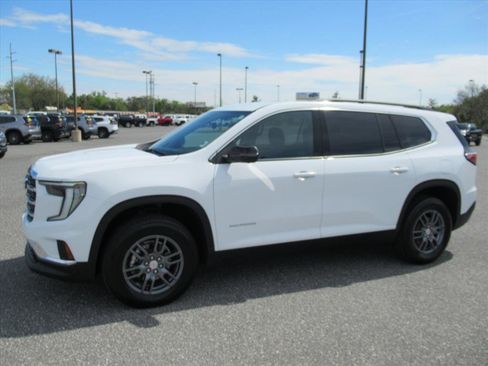 Used 2025 GMC Acadia Elevation image 4