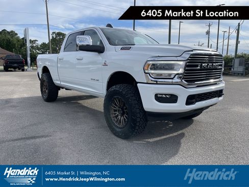 Used 2024 RAM 2500 Laramie w/ Safety Group AWD/4WD image 1