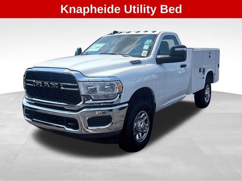 New 2024 RAM 3500 Tradesman w/ Chrome Appearance Group image 2