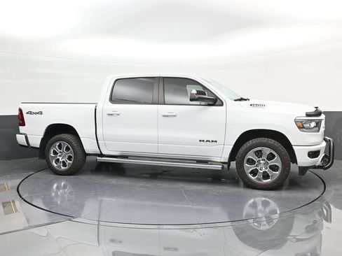 Used 2019 RAM 1500 Big Horn AWD/4WD image 9