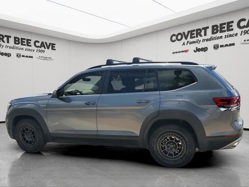 Used 2021 Volkswagen Atlas SE image 6