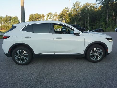 Used 2021 Buick Envision Essence w/ Technology Package I FWD image 21
