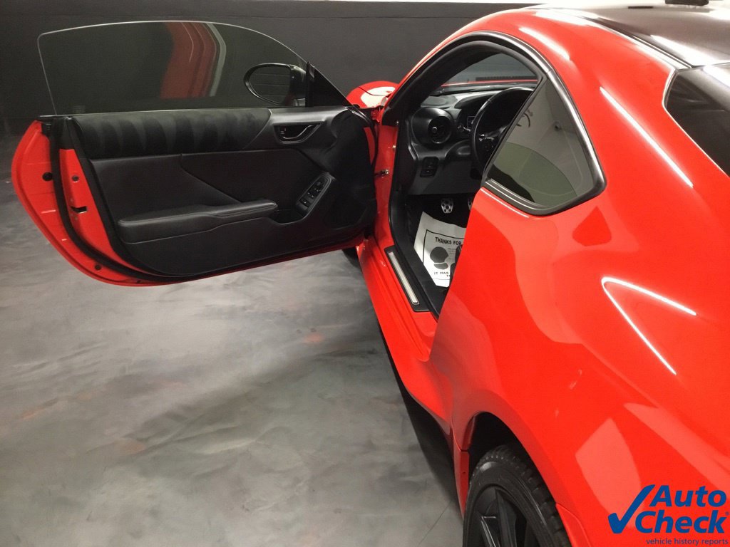 Used 2024 Toyota GR86 Premium RWD image 18