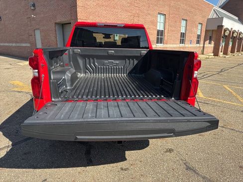 Used 2023 Chevrolet Silverado 1500 RST AWD/4WD image 9