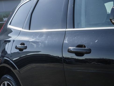 Certified 2023 Volvo XC60 B6 Ultimate w/ Protection Package Premier image 16