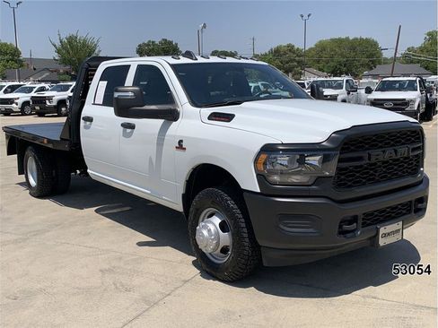 Used 2024 RAM 3500 Tradesman AWD/4WD image 3