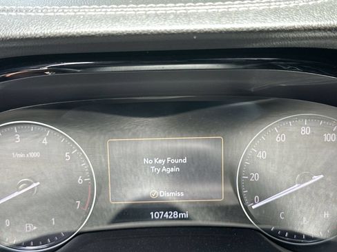 Used 2021 Buick Envision Essence w/ Sport Touring Package FWD image 4
