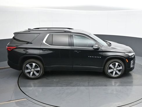 Used 2023 Chevrolet Traverse LT w/ LT Premium Package image 22