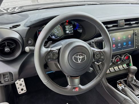 New 2026 Toyota GR86 Premium image 11