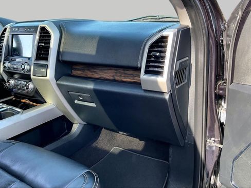 Used 2020 Ford F150 Lariat w/ Equipment Group 502A Luxury AWD/4WD image 17