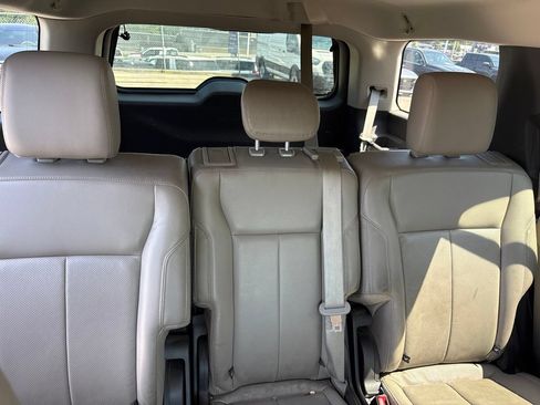 Used 2020 Ford Expedition XLT w/ FX4 Off-Road Package AWD/4WD image 9