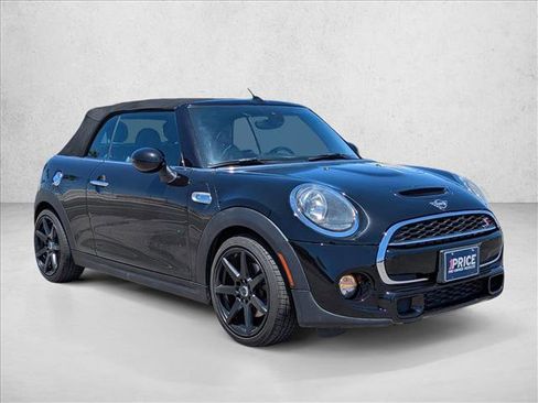 Used 2019 MINI Cooper S FWD image 3