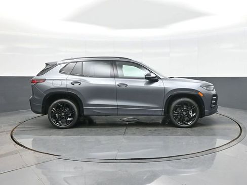 New 2026 Volkswagen Tiguan SE R-Line image 8