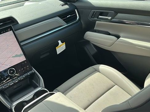 New 2026 GMC Terrain Elevation w/ Elevation Premium Package image 18