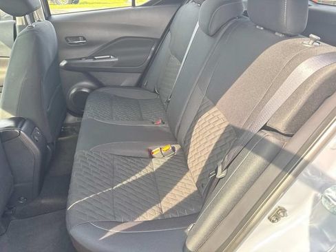 Used 2023 Nissan Kicks SV FWD image 16
