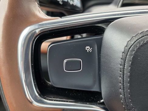 Used 2025 Lincoln Navigator Reserve AWD/4WD image 16
