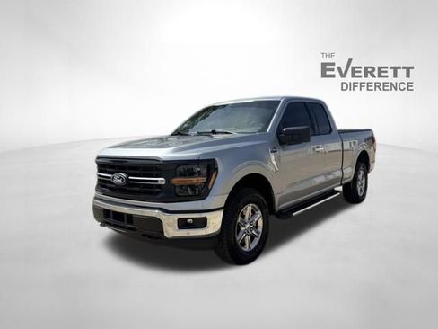 Used 2025 Ford F150 XLT w/ Equipment Group 301A Standard AWD/4WD image 3