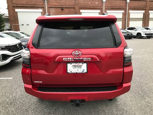 Certified 2021 Toyota 4Runner SR5 image 6