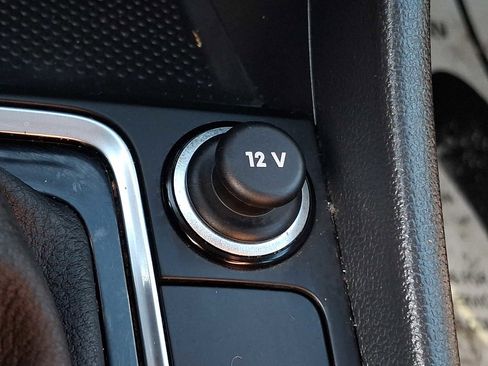 Used 2019 Volkswagen Jetta SEL Premium image 22