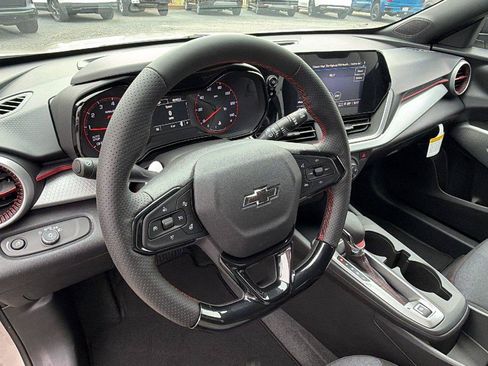 New 2026 Chevrolet Trax RS FWD image 19