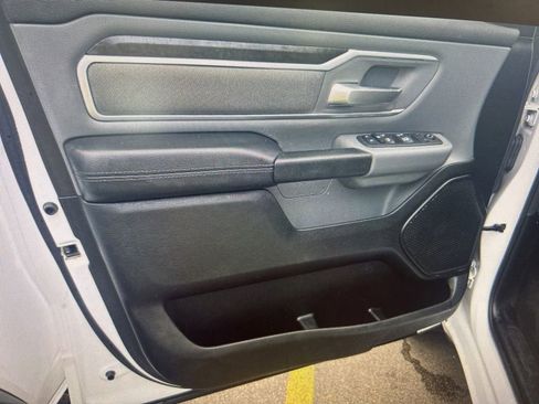 Used 2020 RAM 1500 Big Horn AWD/4WD image 4