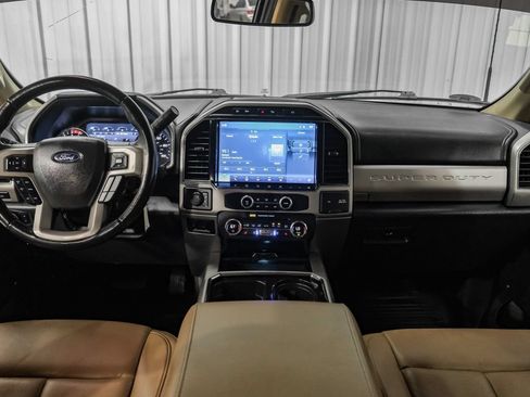 Used 2022 Ford F350 Lariat w/ Lariat Value Package AWD/4WD image 14