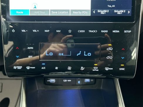 Used 2024 Hyundai Tucson Limited image 17