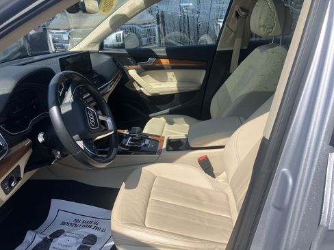 Used 2023 Audi Q5 2.0T Premium Plus AWD/4WD image 21