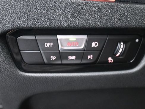 Used 2022 BMW 330i xDrive Sedan w/ Premium Package AWD/4WD image 20