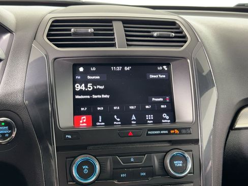 Used 2018 Ford Explorer XLT w/ Equipment Group 202A image 22