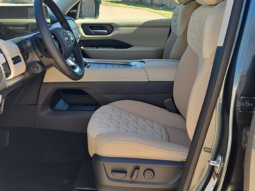 New 2026 Nissan Armada Platinum AWD/4WD image 11