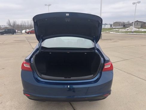 Used 2019 Chevrolet Malibu LS image 9