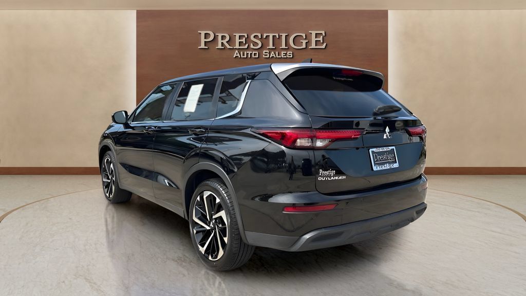 Used 2022 Mitsubishi Outlander ES AWD/4WD image 28