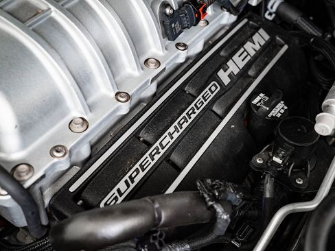 Used 2021 Dodge Durango SRT Hellcat w/ Technology Group image 50