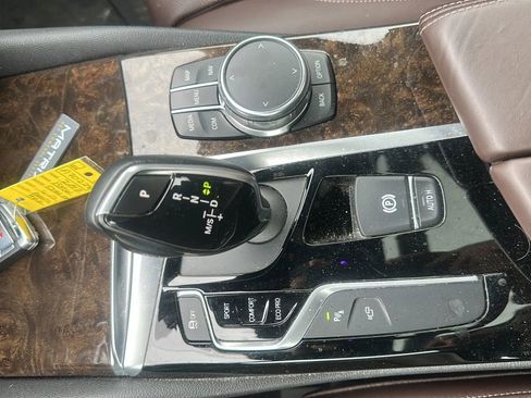Used 2017 BMW 530i xDrive AWD/4WD image 26