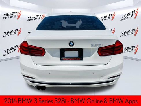 Used 2016 BMW 328i Sedan RWD image 4