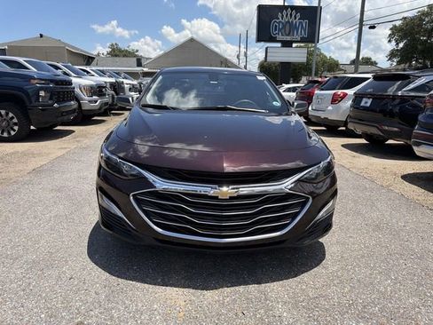 Used 2020 Chevrolet Malibu LS FWD image 2
