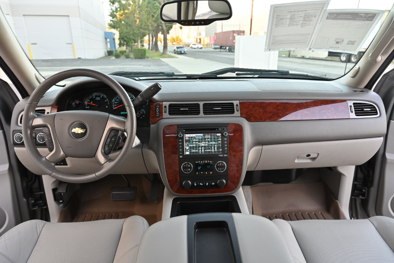Used 2013 Chevrolet Silverado 2500 LTZ w/ LTZ Plus Package AWD/4WD image 11